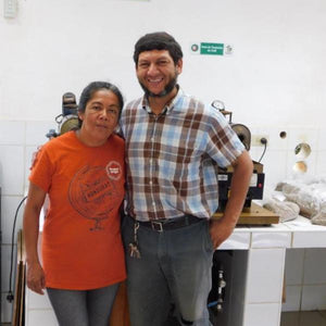 Honduras Buen Pasteur - Direct Relationship - IHCAFE National R&D Lab - Serve Coffee